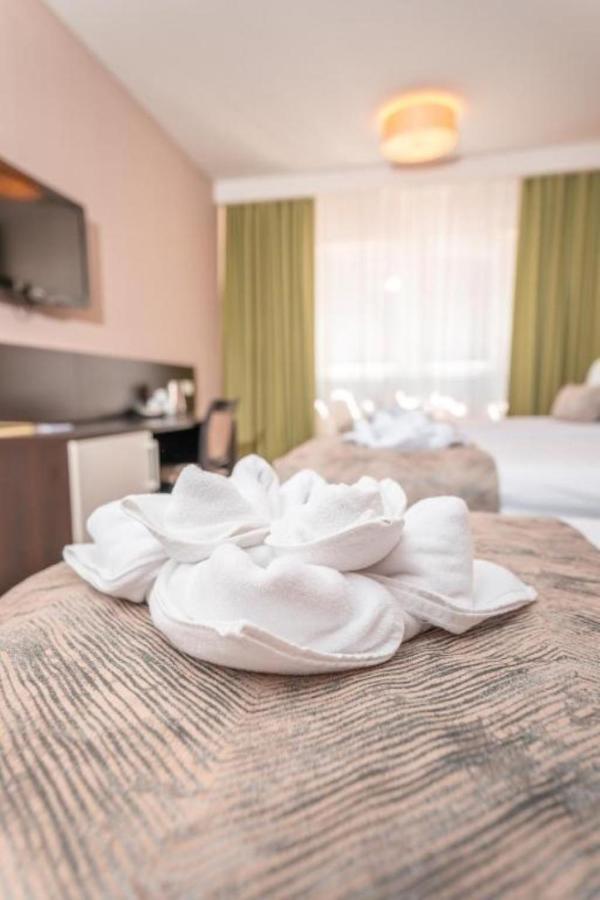 Garden City Hotel コニツ エクステリア 写真