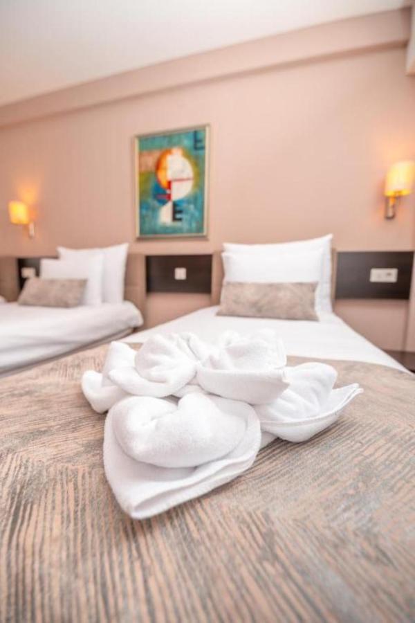 Garden City Hotel コニツ エクステリア 写真