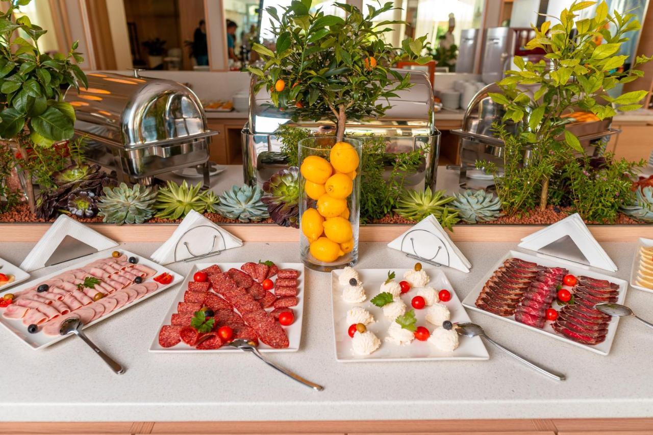 Garden City Hotel コニツ エクステリア 写真